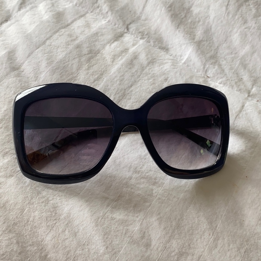 Navy and brown sunglasses